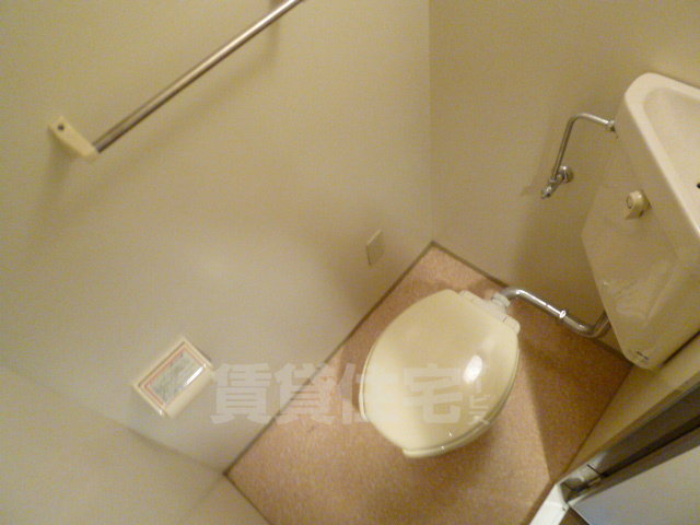 ジュネス堀川のトイレ写真