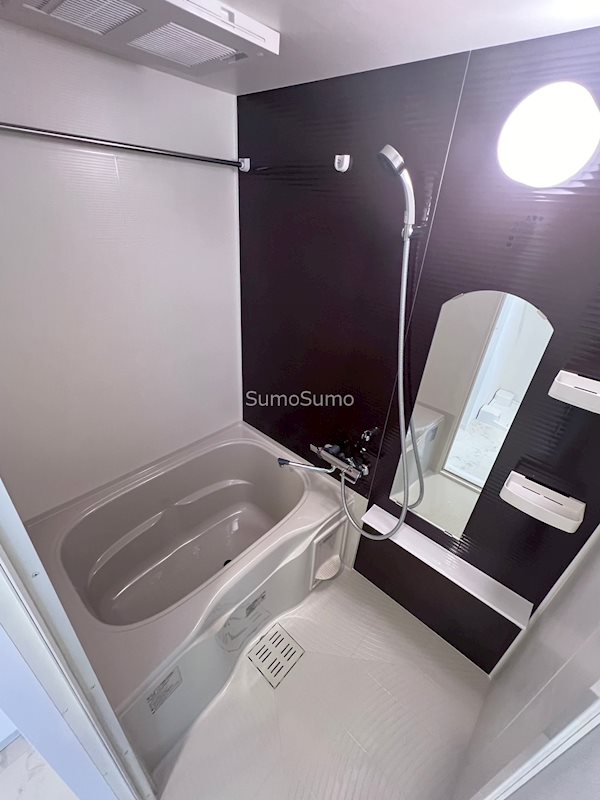 バス・シャワールーム　ゆったり過ごせるお風呂です