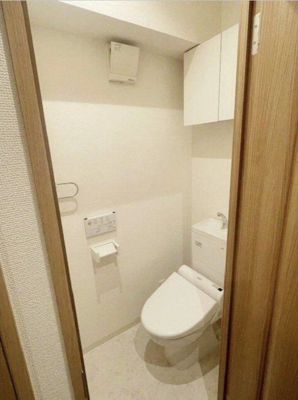 トイレ　トイレ