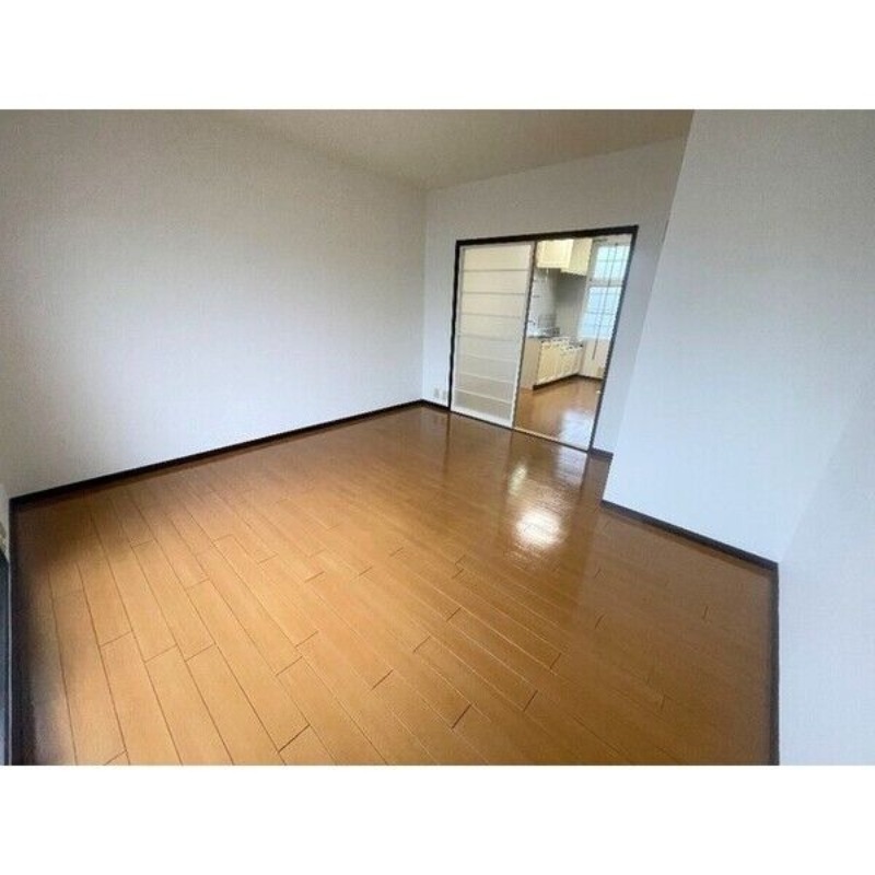 居室・リビング　図面と現状に相違がある場合には現状を優先