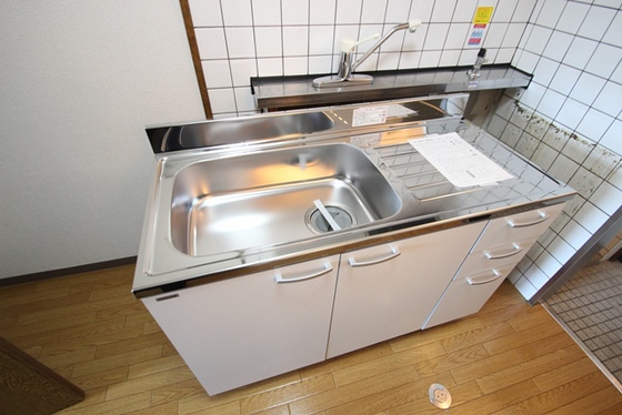 キッチン　※別部屋の写真です