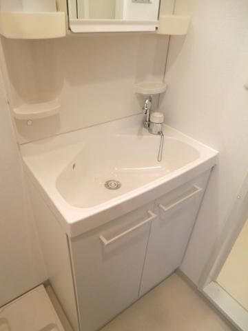 洗面設備　嬉しい独立洗面台☆