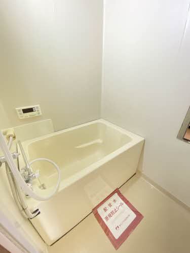 バス・シャワールーム　バスルーム