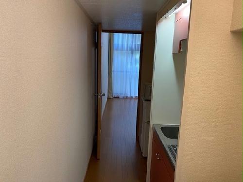 玄関　設備・仕様は号室により異なる為、現況を優先致します。