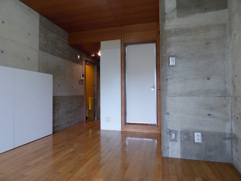 その他　写真は103号(別タイプ)