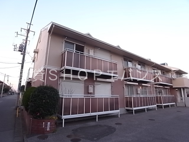 建物外観　閑静な住環境でファミリーさんにオススメです。