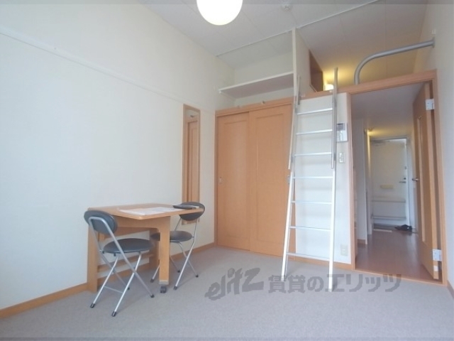 居室・リビング　洋室