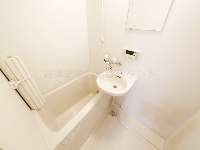 バス・シャワールーム　追い焚き、浴室換気乾燥機付