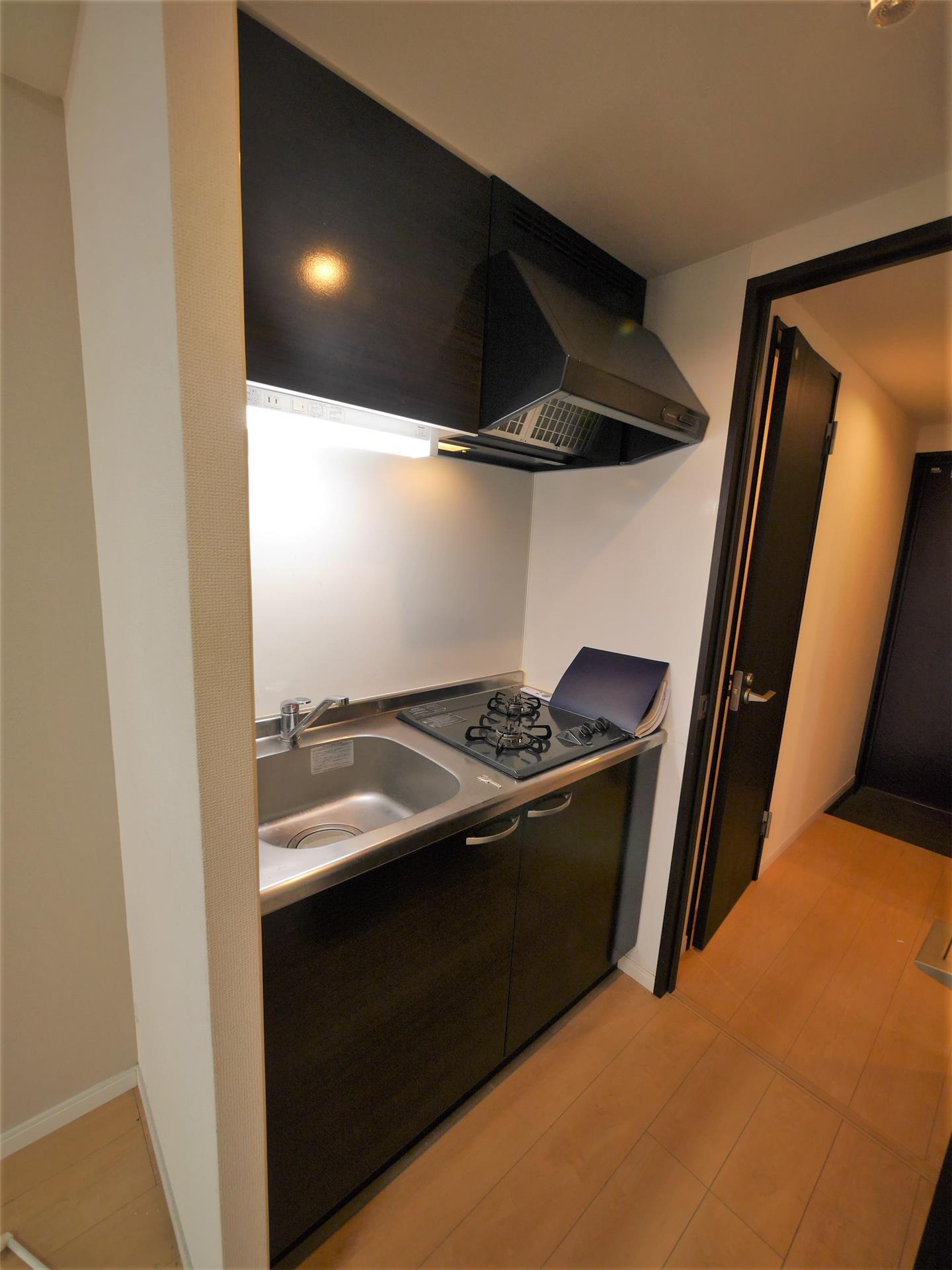 キッチン　※2号タイプの写真。号室によって間取りが異なります