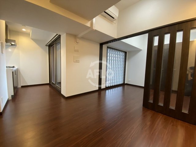 居室・リビング　プレジオ本町　リビング