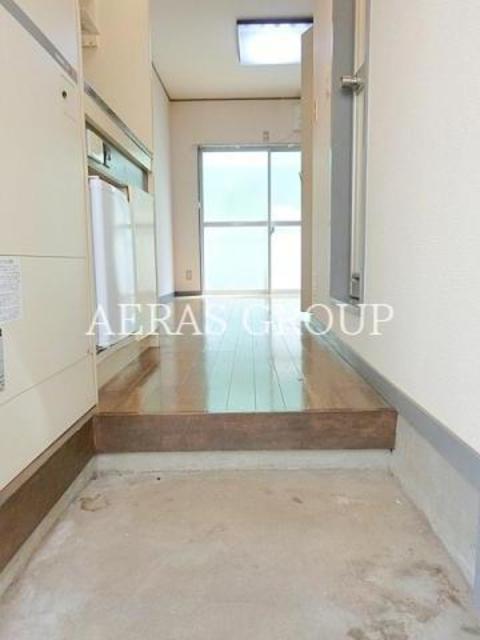 玄関　他部屋参考。