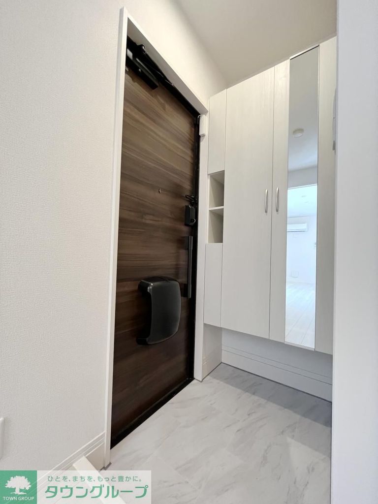 玄関　★お問い合わせはタウンハウジング東京仙川店まで★