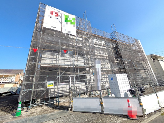 建物外観　建築中