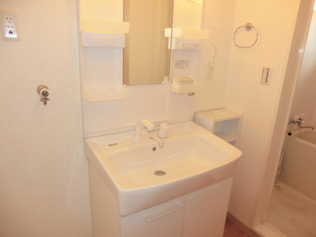 洗面設備　洗髪洗面化粧台付き♪