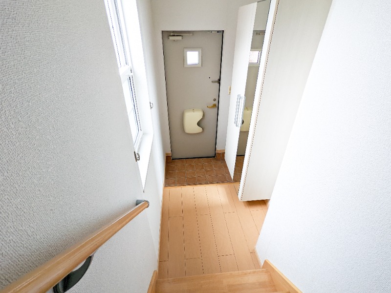 玄関　図面と現状に相違がある場合には現状を優先