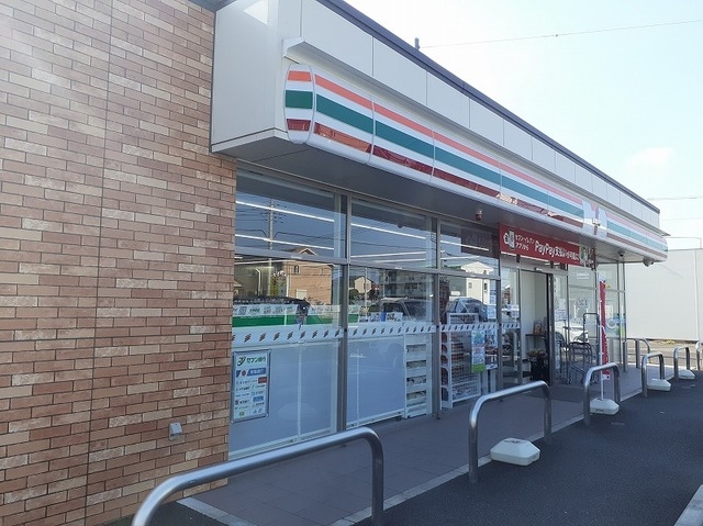 コンビニ　セブンイレブン鹿嶋宮中南店（コンビニ）まで600m
