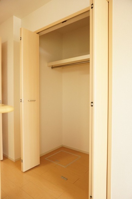 収納　図面と現状に相違がある場合には現状を優先