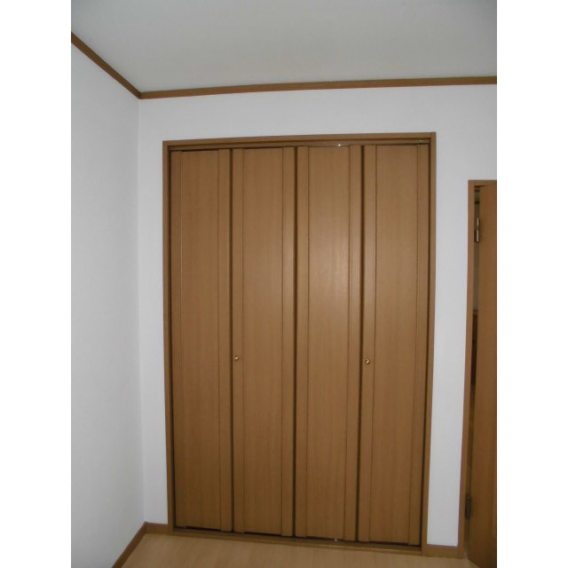 居室・リビング　クローゼット