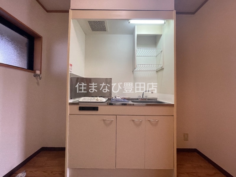 キッチン　同型別部屋写真