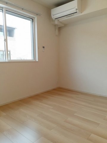 その他部屋・スペース　ウォークインクローゼット付の寝室です☆