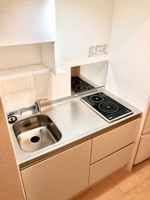 キッチン　広いキッチンで料理始めませんか？