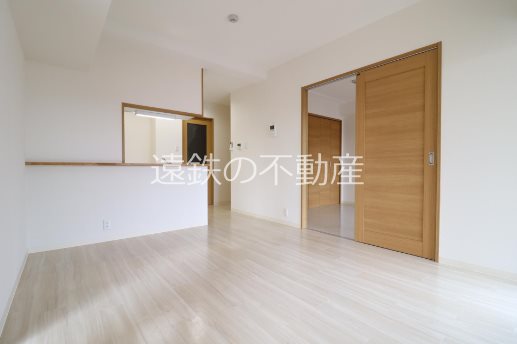 居室・リビング　※同物件内別室の写真を使用しております。