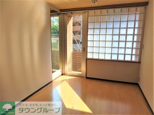 居室・リビング　洋室