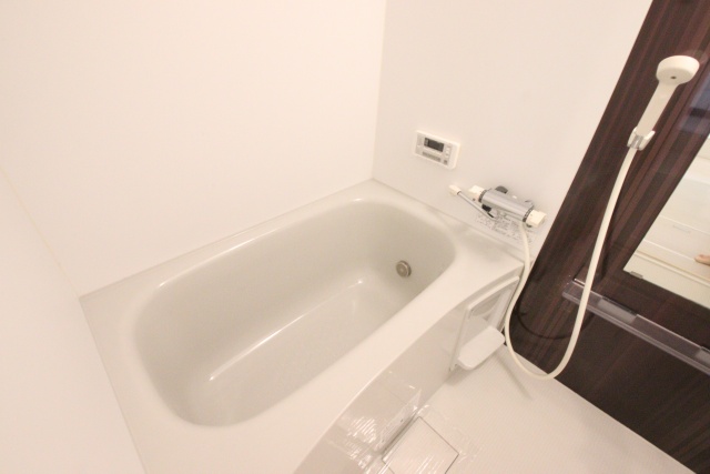 バス・シャワールーム　※別室の参考写真の為、現況優先です。