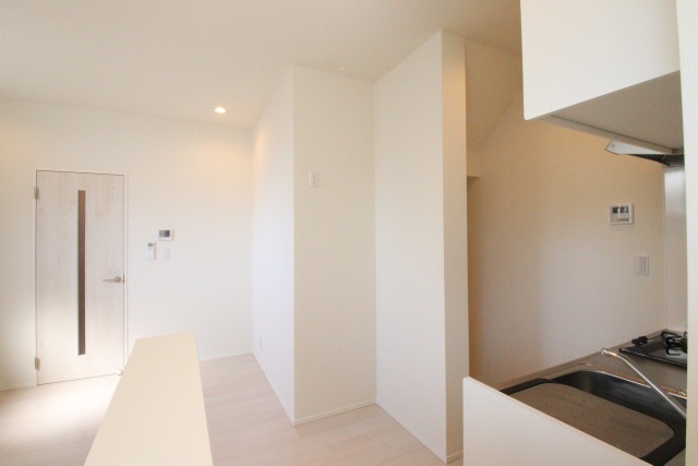 居室・リビング　※別室の参考写真の為、現況優先です。