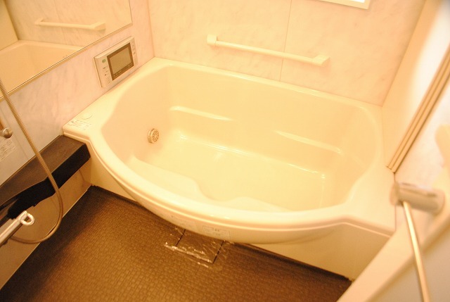 バス・シャワールーム　写真は５０３号室