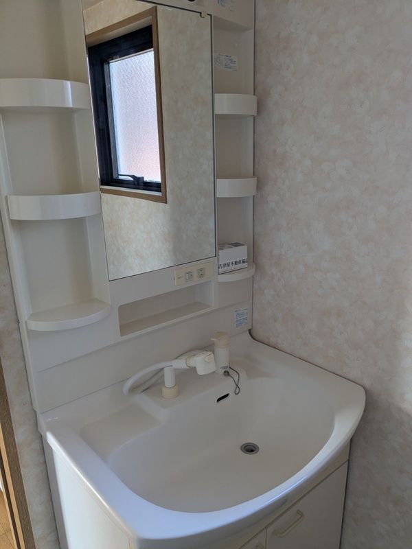 洗面設備　☆嬉しい独立洗面台☆