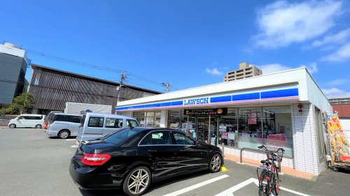 コンビニ　ローソン 沼津大岡店（コンビニ）まで575m