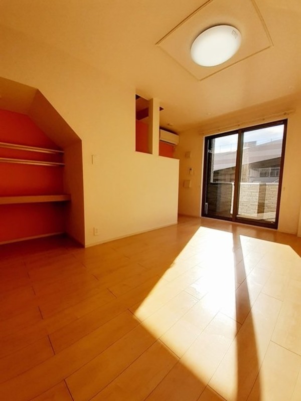 居室・リビング　図面と現状に相違がある場合には現状を優先