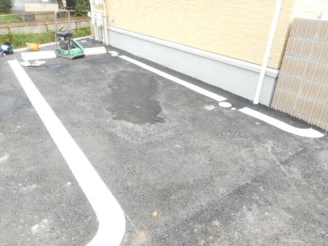 駐車場　駐車場（要空き確認）