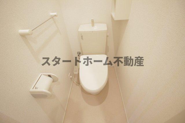 トイレ　落ち着いたトイレです