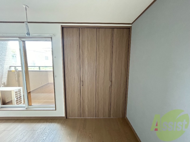 収納　収納はこちら。中の様子が気になりますね。