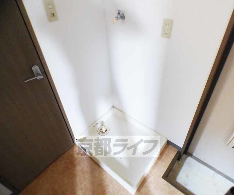 その他設備　室内洗濯機置き場です。