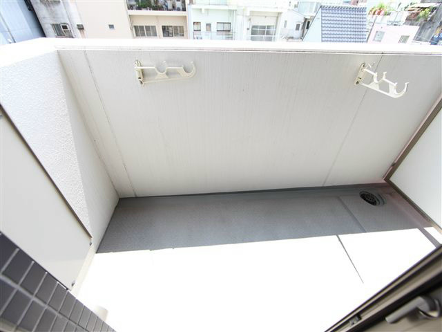 バルコニー　バルコニー付