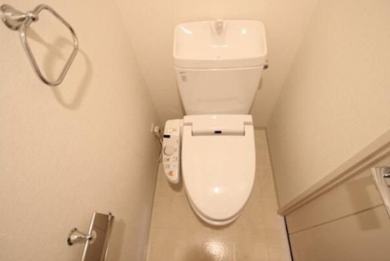 トイレ　※別部屋の写真です