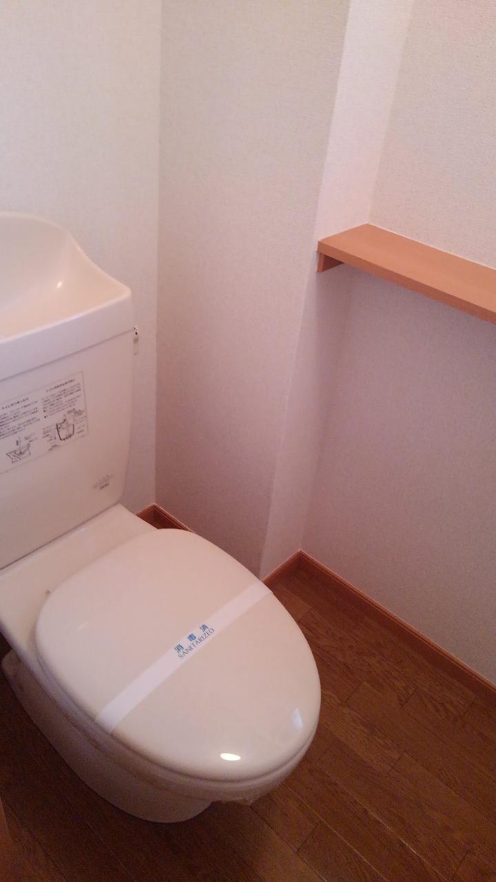 トイレ　トイレ