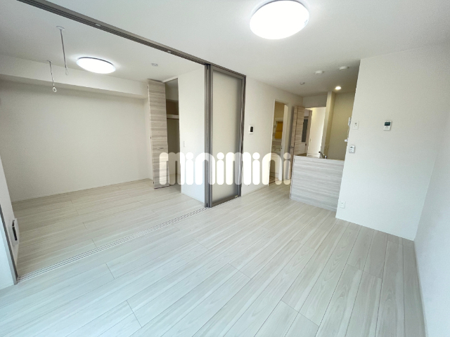 居室・リビング　別のお部屋の写真です。