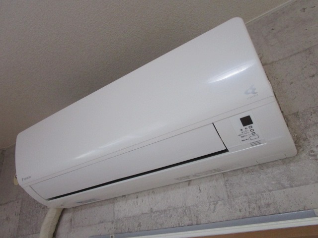 その他設備　＊別室参考写真　エアコン