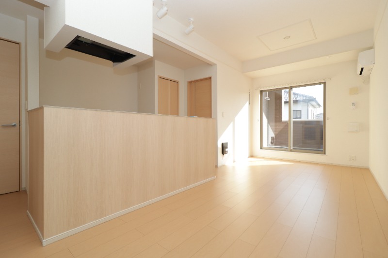 居室・リビング　図面と現状に相違がある場合には現状を優先