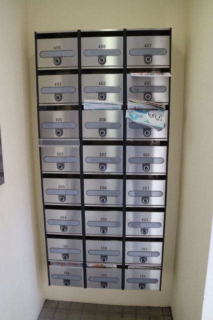 エントランス　集合ポスト♪