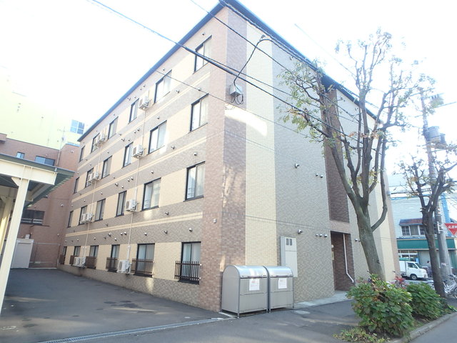 建物外観　２００６年１月☆完成♪