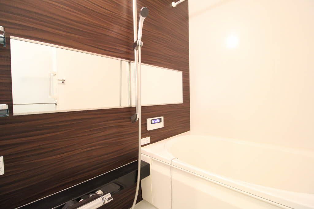 バス・シャワールーム　浴室