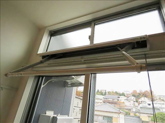 その他設備　可動式室内物干