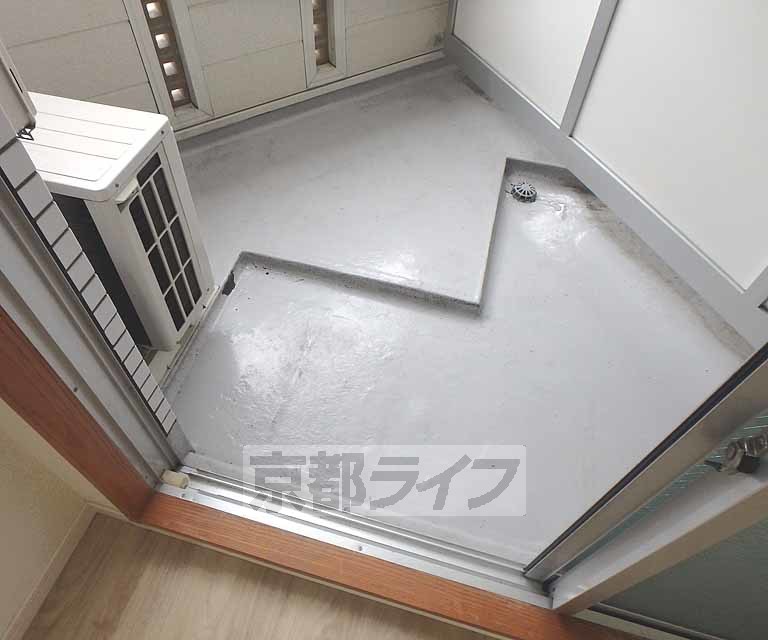 バルコニー　バルコニです。