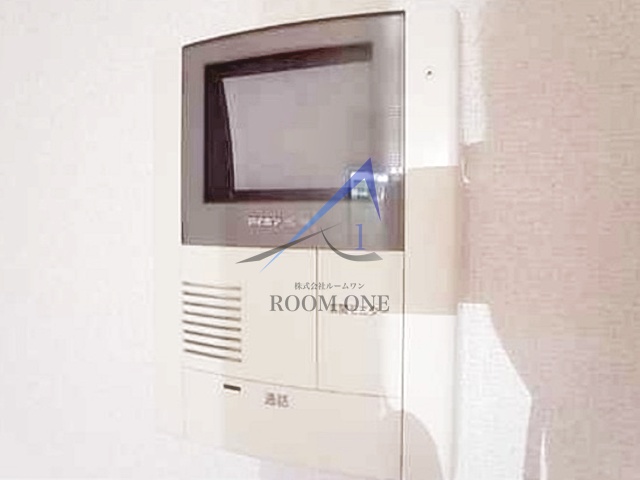 セキュリティ　モニター付きインターホンです。