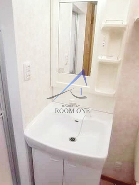 洗面設備　洗面台です。